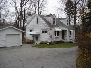 3934 Harvard Ave, Canton, OH 44709-1539