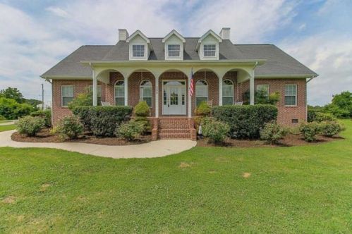 304 Zachary Rd, Blaine, TN 37709-2410