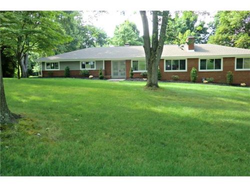 110 Rockingham Ln, Canonsburg, PA 15317-3112
