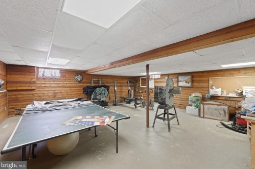 1351 Westminster Dr, Downingtown PA  19335-3655 exterior