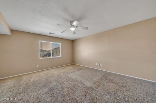 45104 18th St, Lancaster CA  93534-2046 exterior