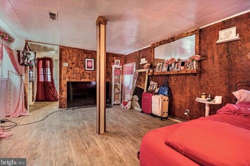 528 New Freedom Rd, Berlin Boro NJ  08009-9534 exterior