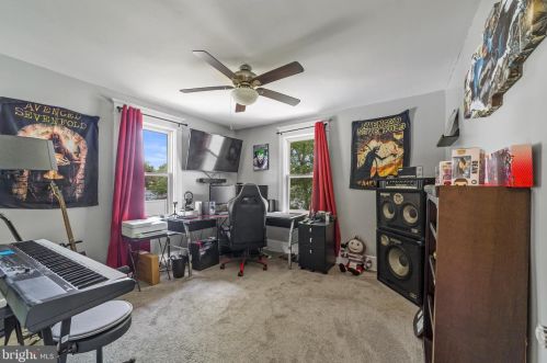 308 Colonial Ave, West Deptford NJ  08096-1010 exterior