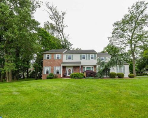 2102 Monticello Dr, Jamison, PA 18929-1544