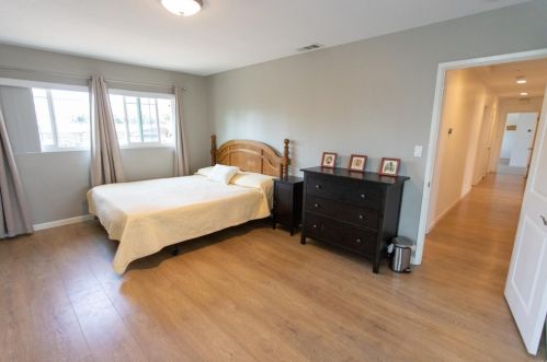 4339 Resmar Rd, La Mesa, CA 91941-6920