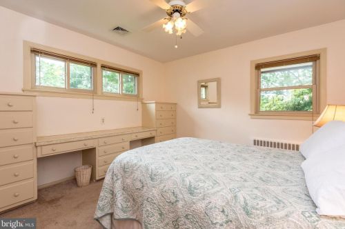 1106 Vilsmeier Rd, Lansdale PA  19446-1711 exterior