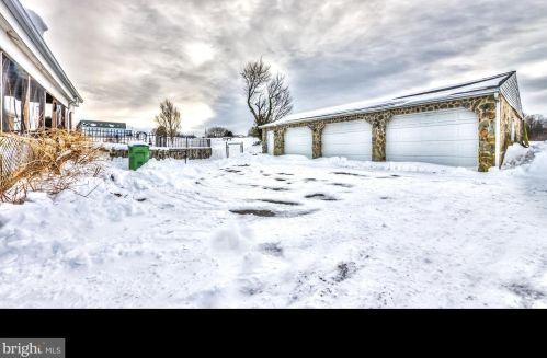 10692 Winterstown Rd, Red Lion PA 17356-8029 exterior