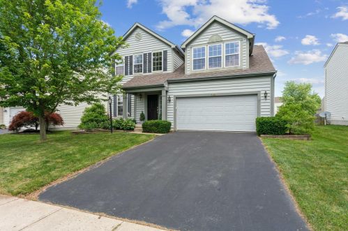 7636 Dover Ridge Dr, Blacklick, OH 43004-8088