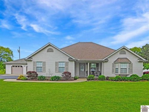 150 Wrather Rd, Murray, KY 42071-9572