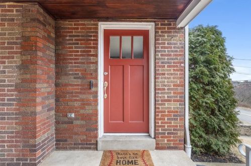 2379 Whited St, Pittsburgh, PA 15226-1655