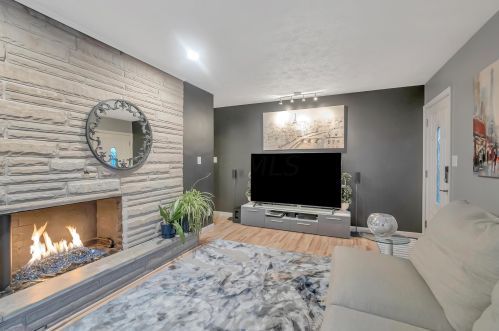 561 Vernon Heights Blvd, Marion OH  43302-5343 exterior