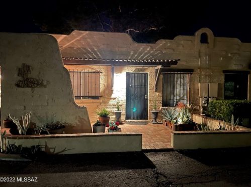 4361 Frey Ave, Tucson, AZ 85705-2156