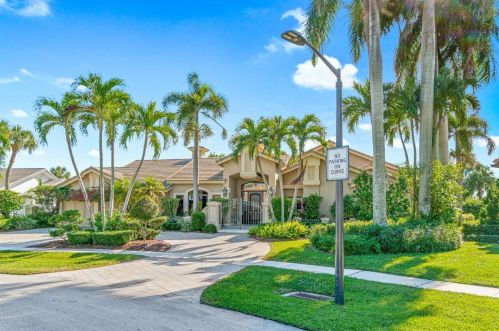 3745 Red Maple Cir, Delray Beach, FL 33445-7013