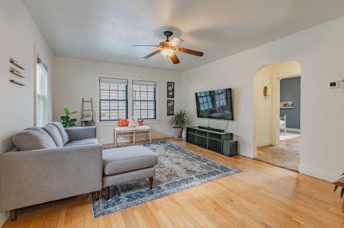 1221 14th Ave, Green Bay, WI 54304-2533