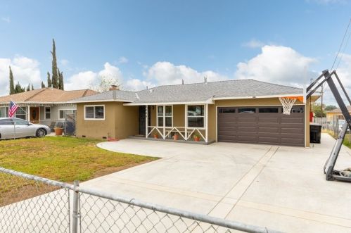 8448 45th St, Riverside, CA 92509-3214