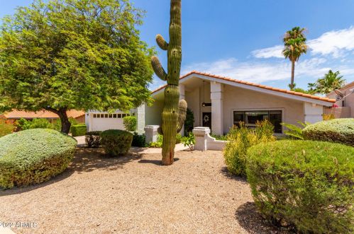 15635 19th Pl, Phoenix, AZ 85022-3355