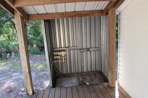 104 Abbott Ave, Lehigh Acres FL exterior