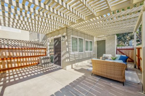 10883 Caravelle Pl, San Diego CA  92124-2048 exterior