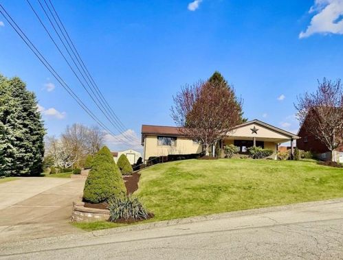 121 Xavier Dr, Verona, PA 15147-2823