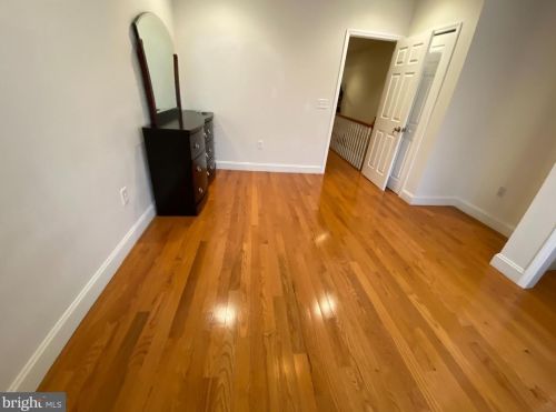 2529 3rd St, Philadelphia PA  19133-3042 exterior