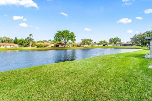 1620 Granfern Ave, West Palm Beach, FL 33415-5636