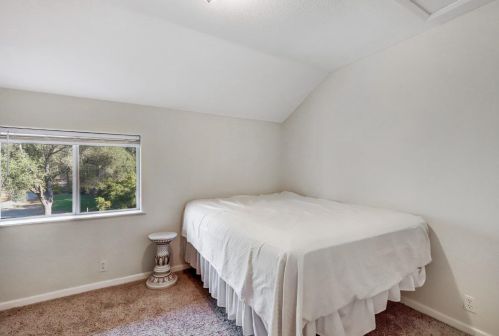 17155 Oscar Dr, Grass Valley CA  95949-7220 exterior