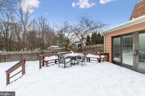 370 Ramsey Rd, Yardley PA 19067-4639 exterior