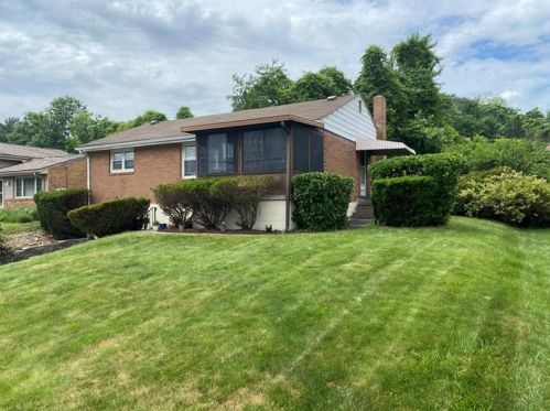4718 Aspen St, Pittsburgh, PA 15122-1229