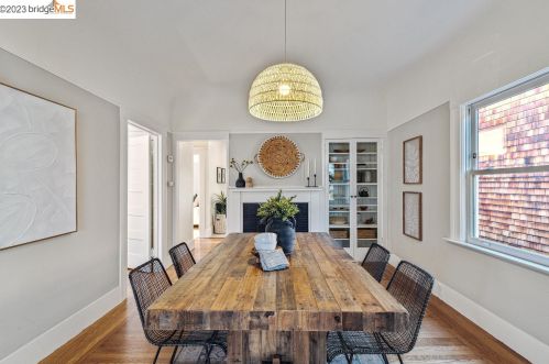 4143 Howe St, Oakland CA 94611-5117 exterior