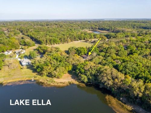 2132 Lake Ella Rd, Fruitland Park, FL 34731-5322
