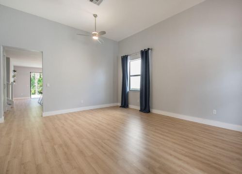 3865 Aspen Leaf Dr, Boynton Beach FL  33436-1713 exterior