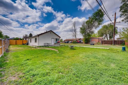 372 Newton St, Denver CO 80219-2632 exterior