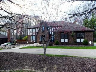 9712 Forge Dr, Cleveland, OH 44141-2826
