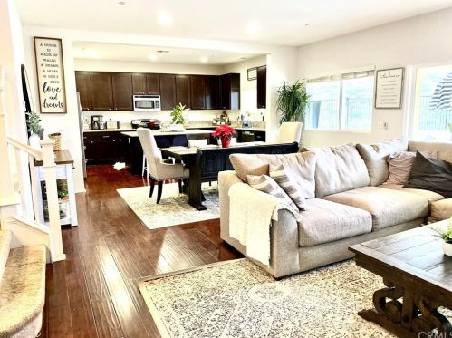 34149 Dianthus Ln, Lake Elsinore CA  92532-2983 exterior