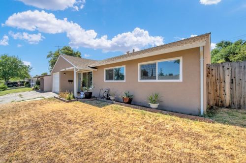 4008 Stephen Dr, North Highlands, CA 95660-4539