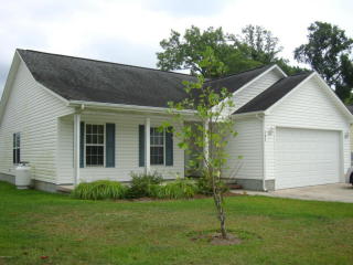 105 Park Ln, Newport, NC 28570-8153