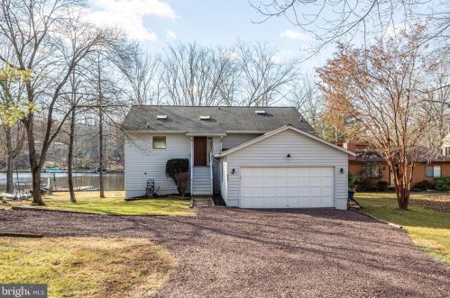 108 Harrison Cir, Locust Grove, VA 22508-5166
