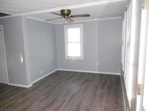 78 Hamburg Rd, Parsippany NJ  07054-3143 exterior