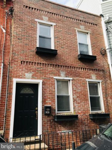 1020 Bouvier St, Philadelphia PA  19146-1904 exterior