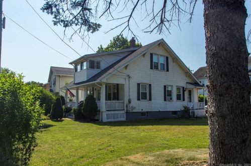 26 Wetherell St, Manchester CT  06040-6401 exterior