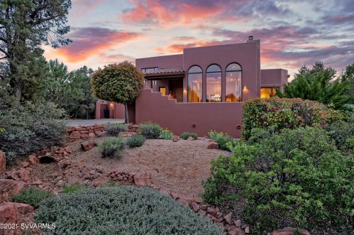 70 Calle Irena, Sedona AZ 86336-4769 exterior
