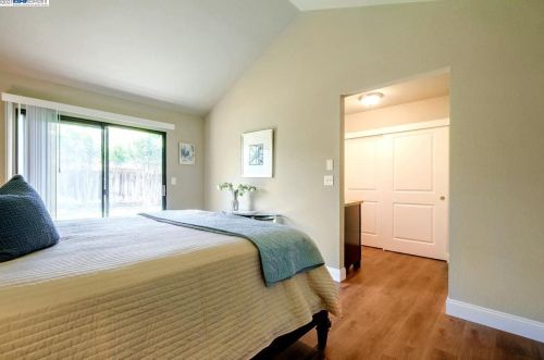 3530 Whitehall Ct, Pleasanton CA  94588-3507 exterior