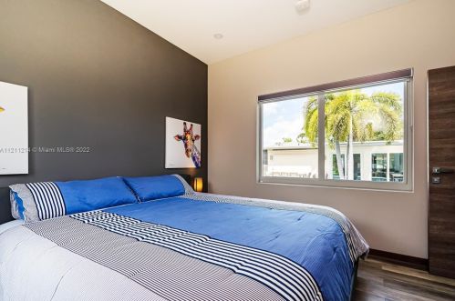 235 6th St, Dania Beach FL  33004-4147 exterior