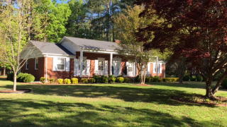 204 Pescud St, Tarboro, NC 27886-1929