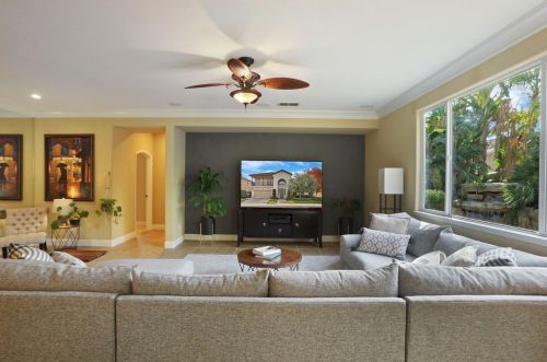 4021 Calistoga Ct, Modesto CA  95356-8987 exterior