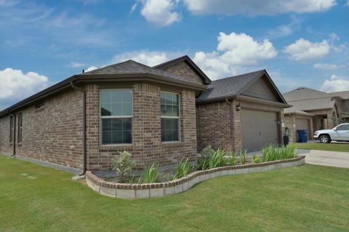 248 Oaklawn Dr, Ponder, TX 76259-8477