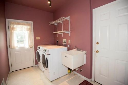 2362 Cross Creek Rd, Macungie PA  18062-9549 exterior