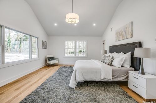 53 Winkle Point Dr, Northport NY  11768-1154 exterior