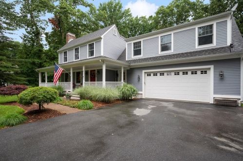 434 Quidnessett Rd, North Kingstown RI  02852-1500 exterior