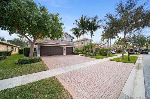 11891 Fox Hill Cir, Boynton Beach, FL 33473-7833